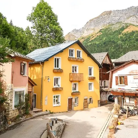Ferienwohnung Le Milan Royal - Montmin Exterior foto